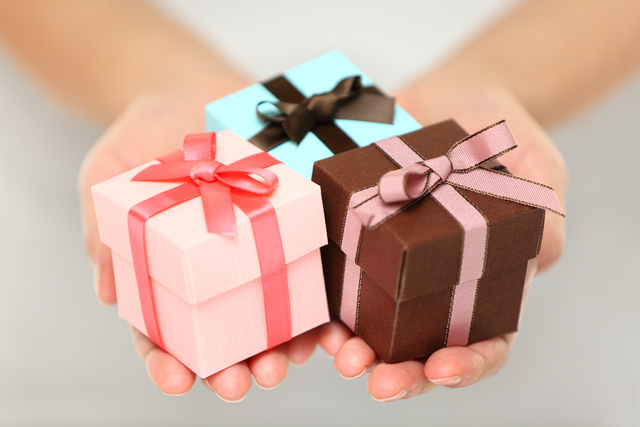 Муж отказывается дарить подарки. 5 правил, которые нужно знать